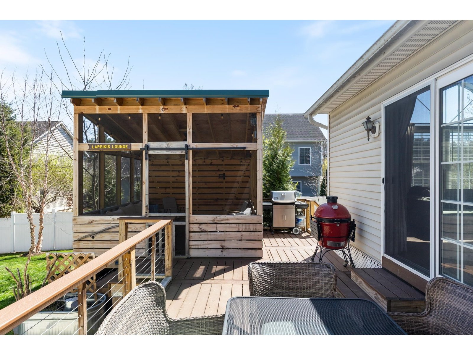 2 Woodland Place