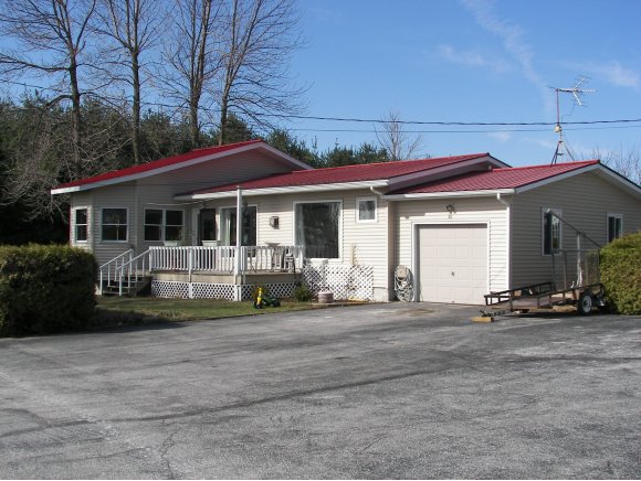 20 Cedar Lane