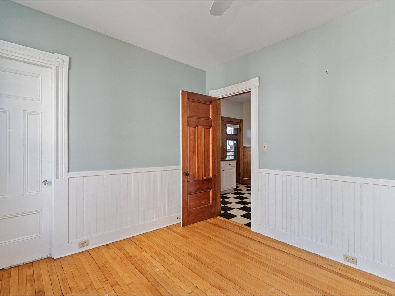 Bedroom off kitchen