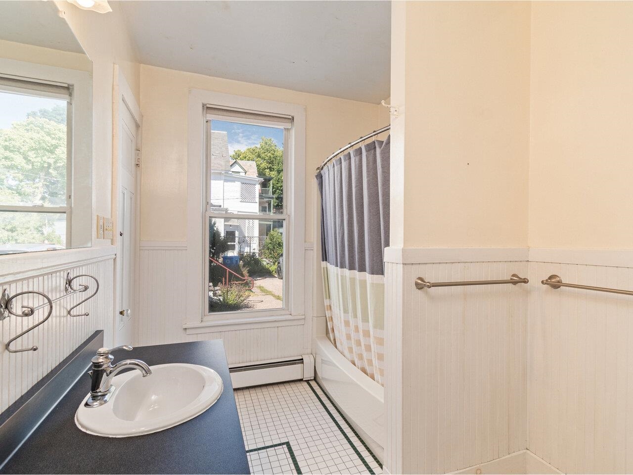 Full bathroom