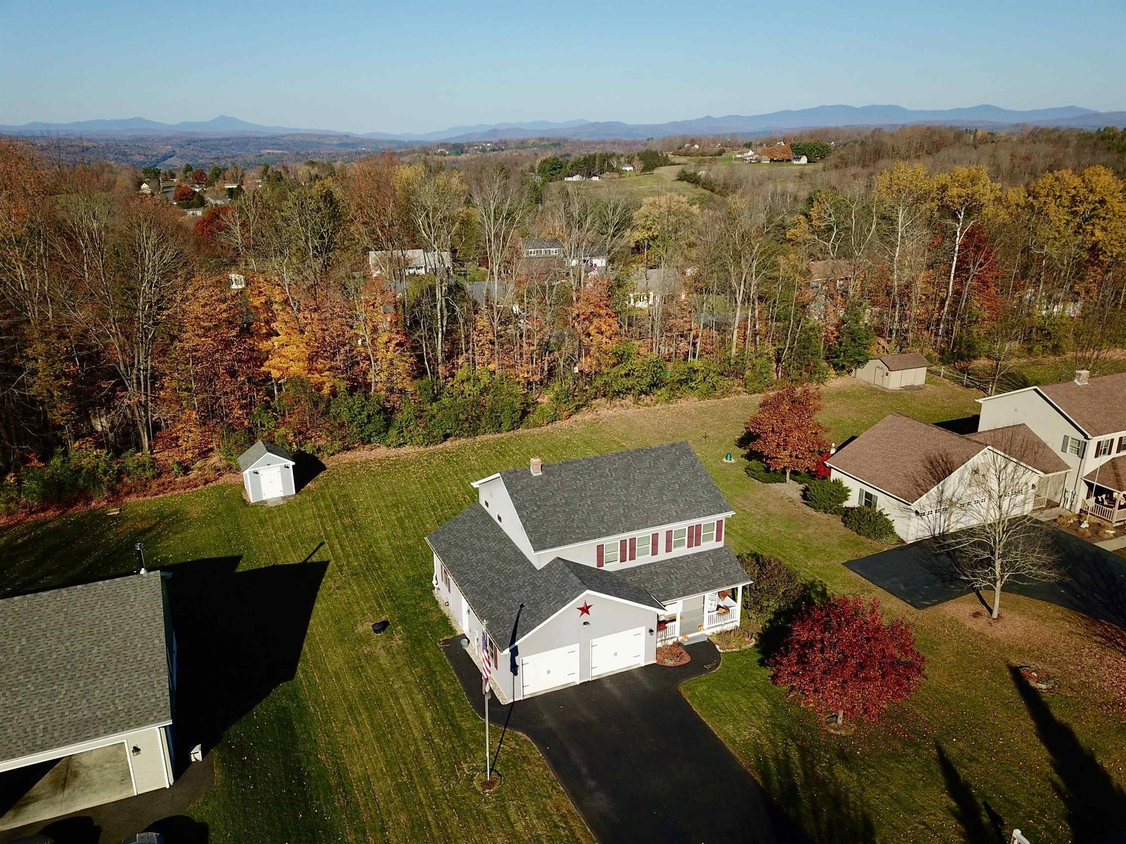 20 Countryside Circle, Barre Town