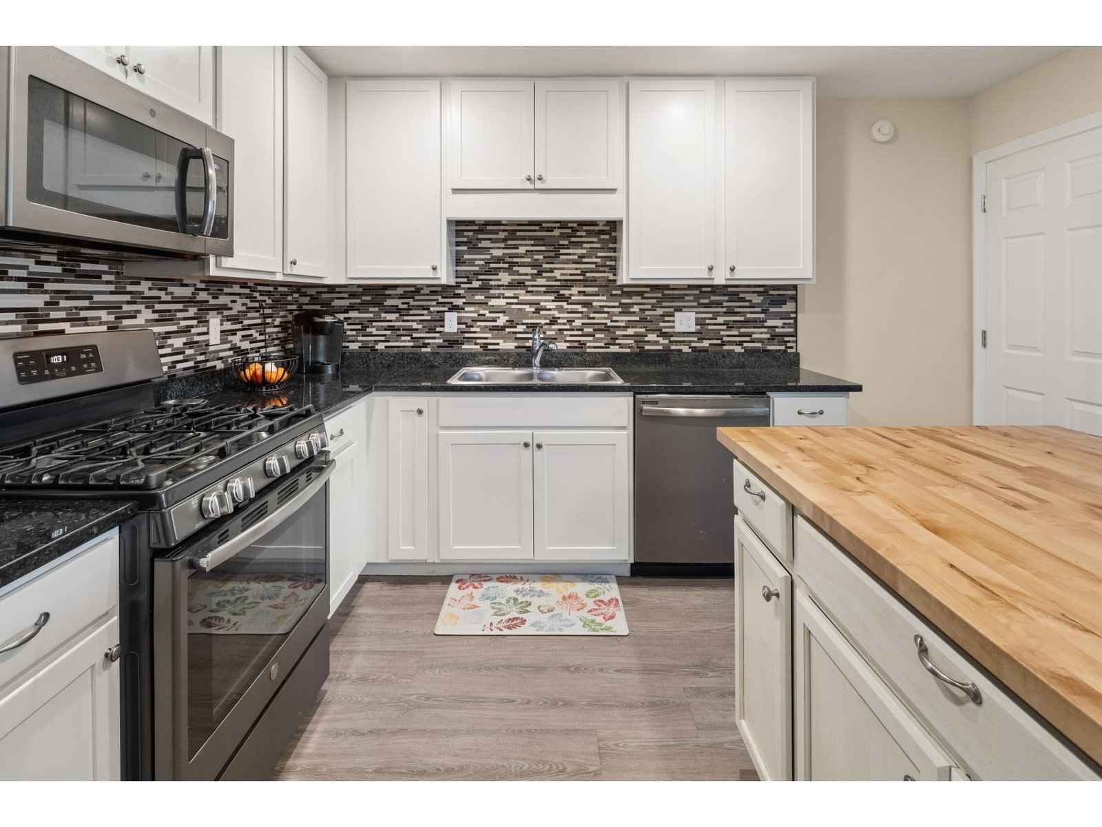 20 East Road, Unit 102