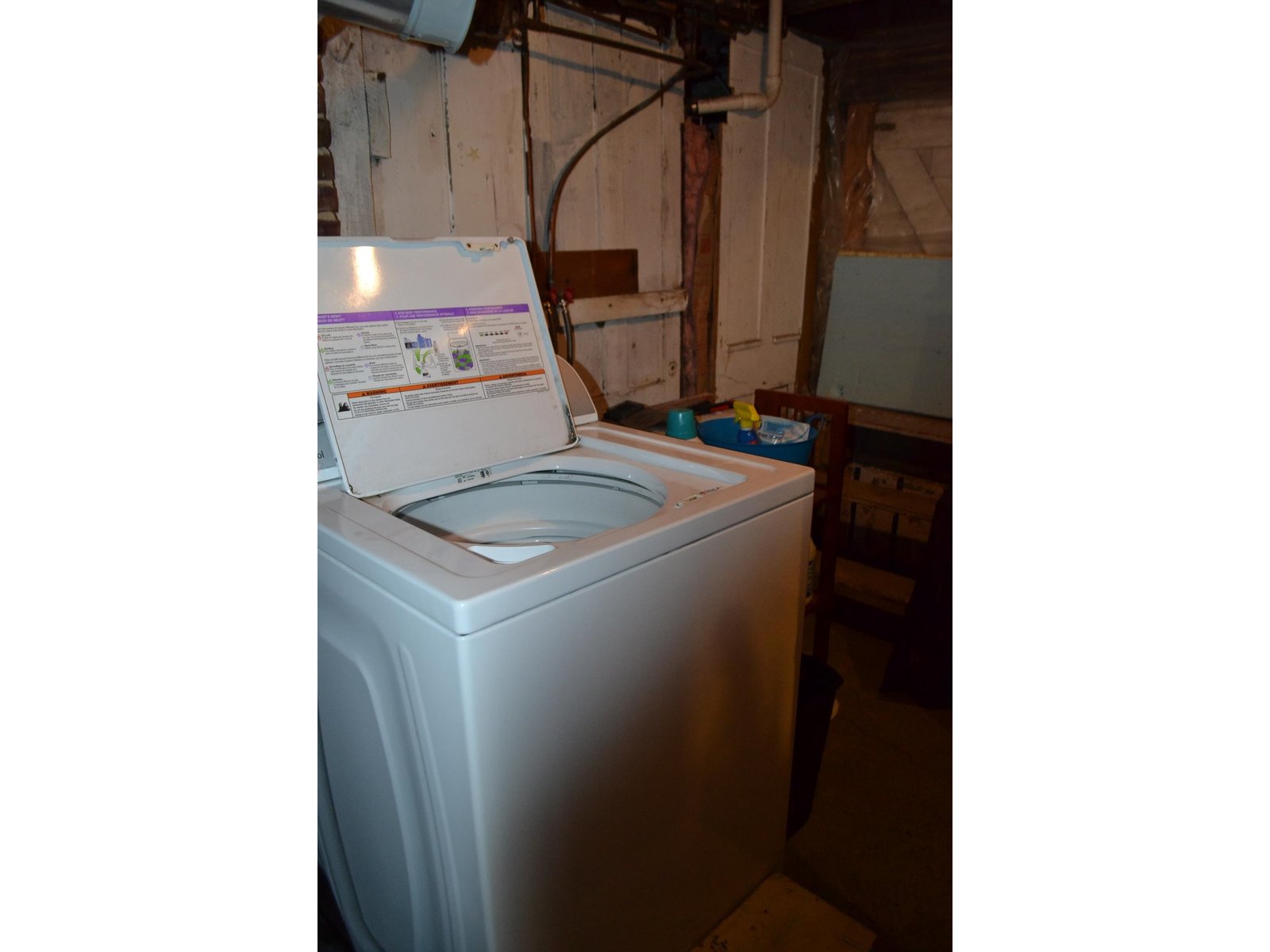 Washer/dryer in basement