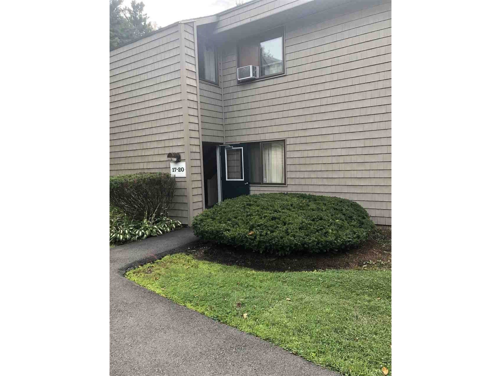 20 Hawthorne Circle