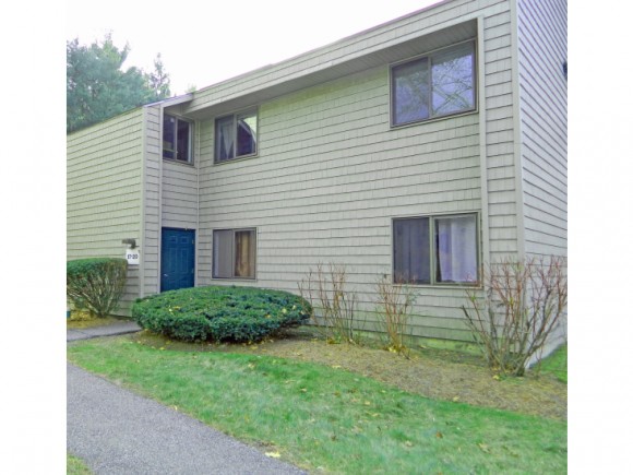 20 Hawthorne Circle, Unit 20