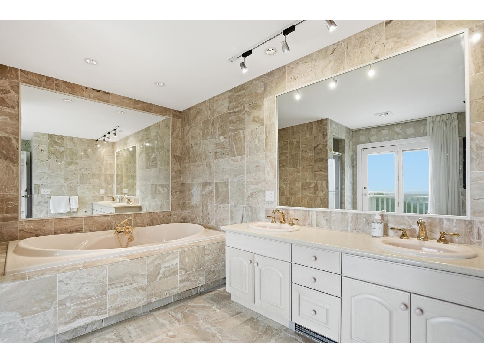 20 Hillside Terrace
