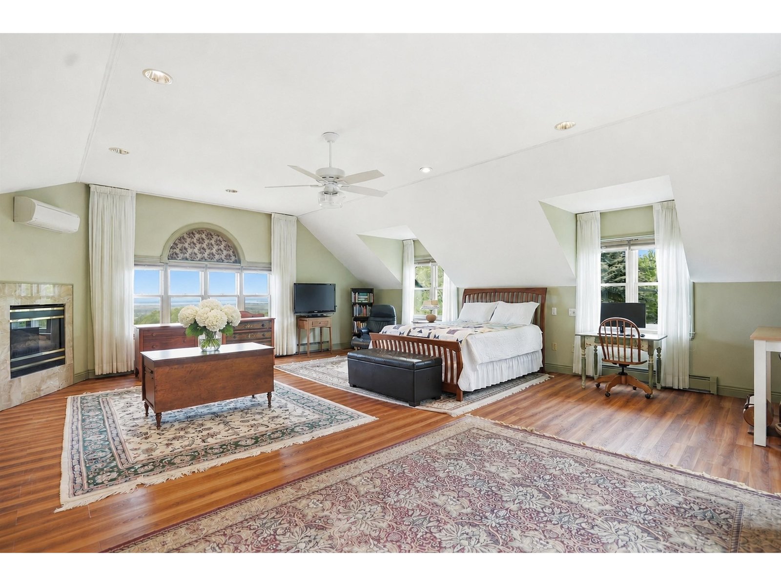 20 Hillside Terrace