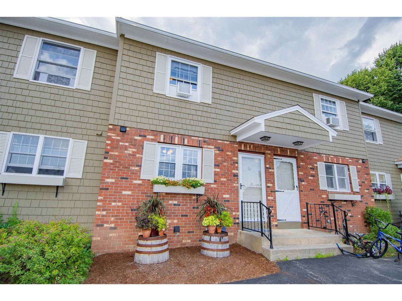 20 Independence Green Drive