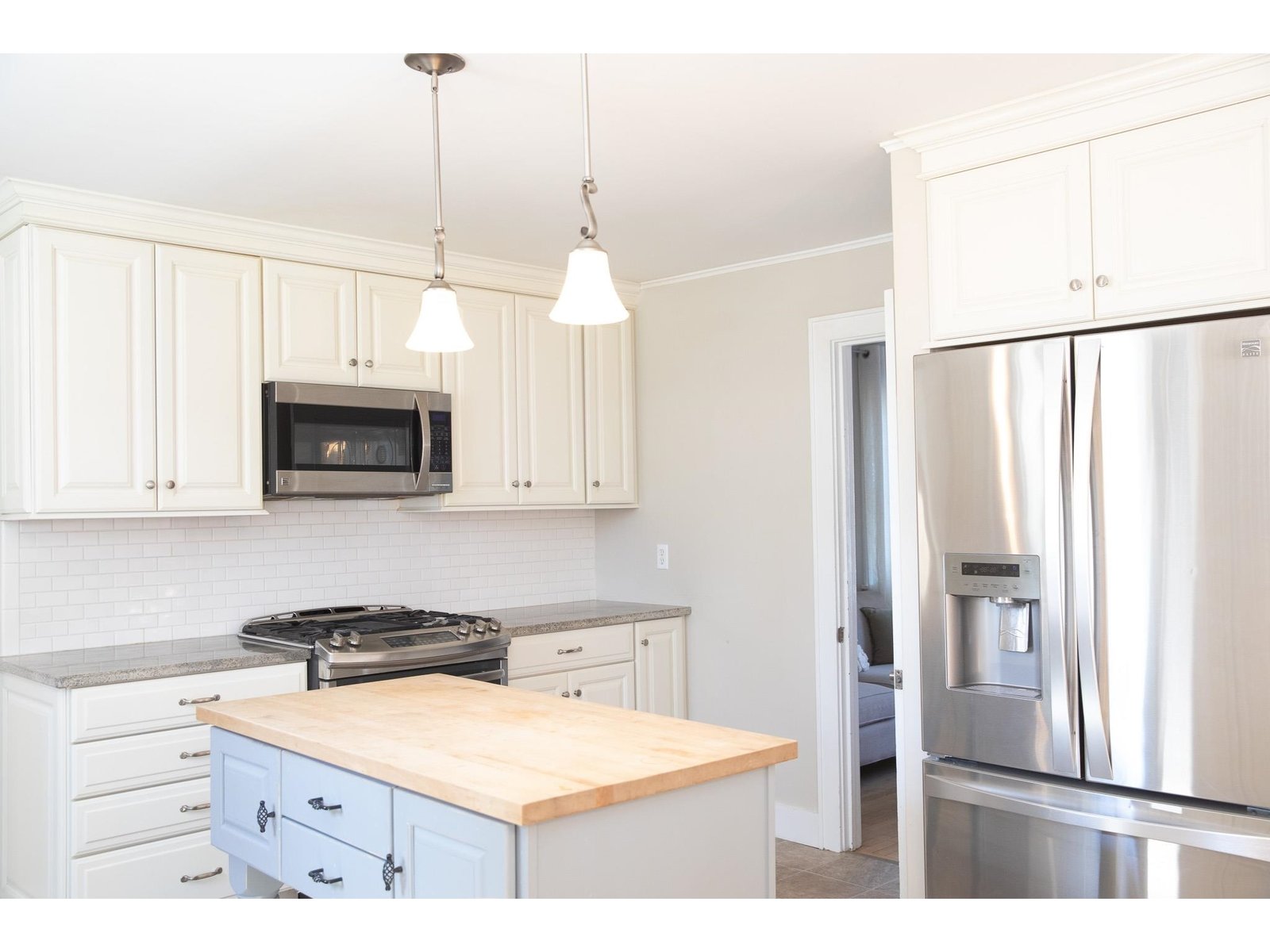 20 Lakeview Terrace
