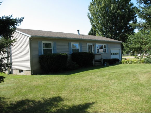 20 Meadow Rd