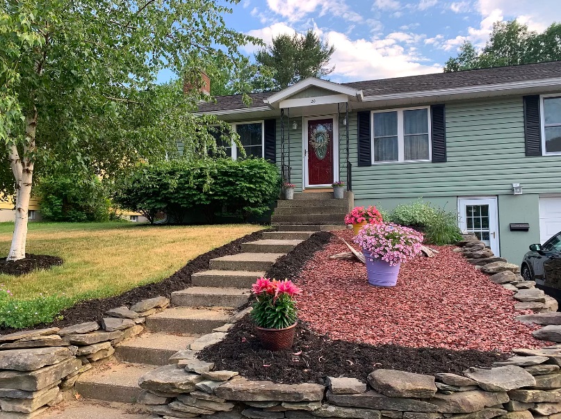 20 Redwood Terrace