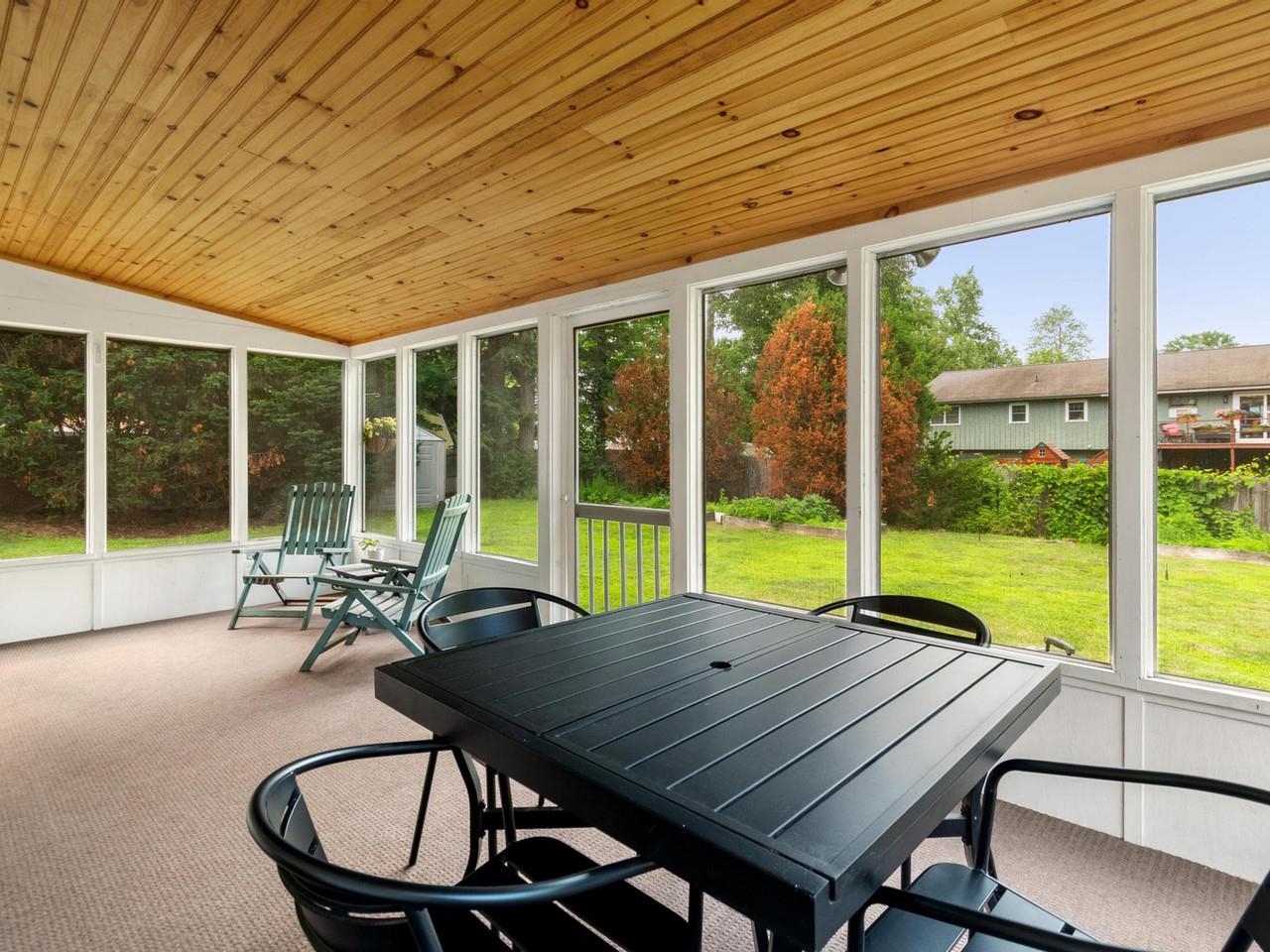 Screened-in porch