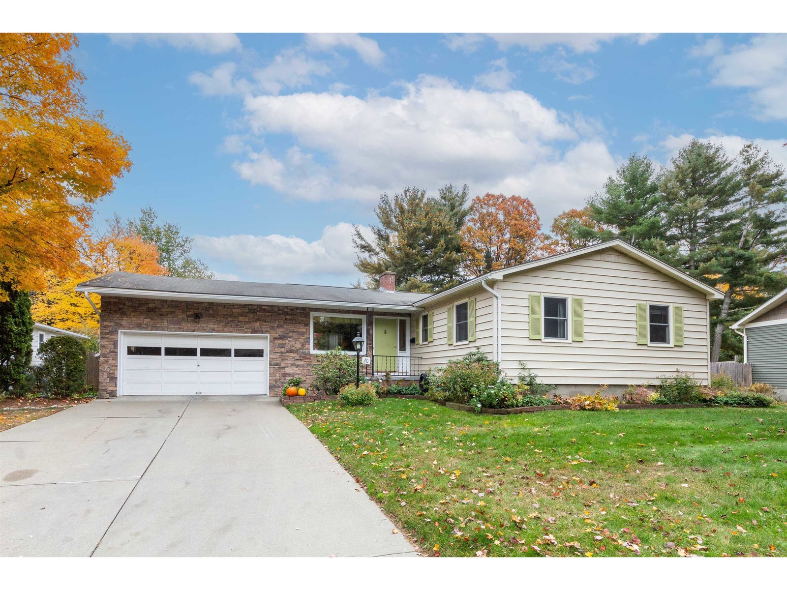 20 Tanglewood Drive