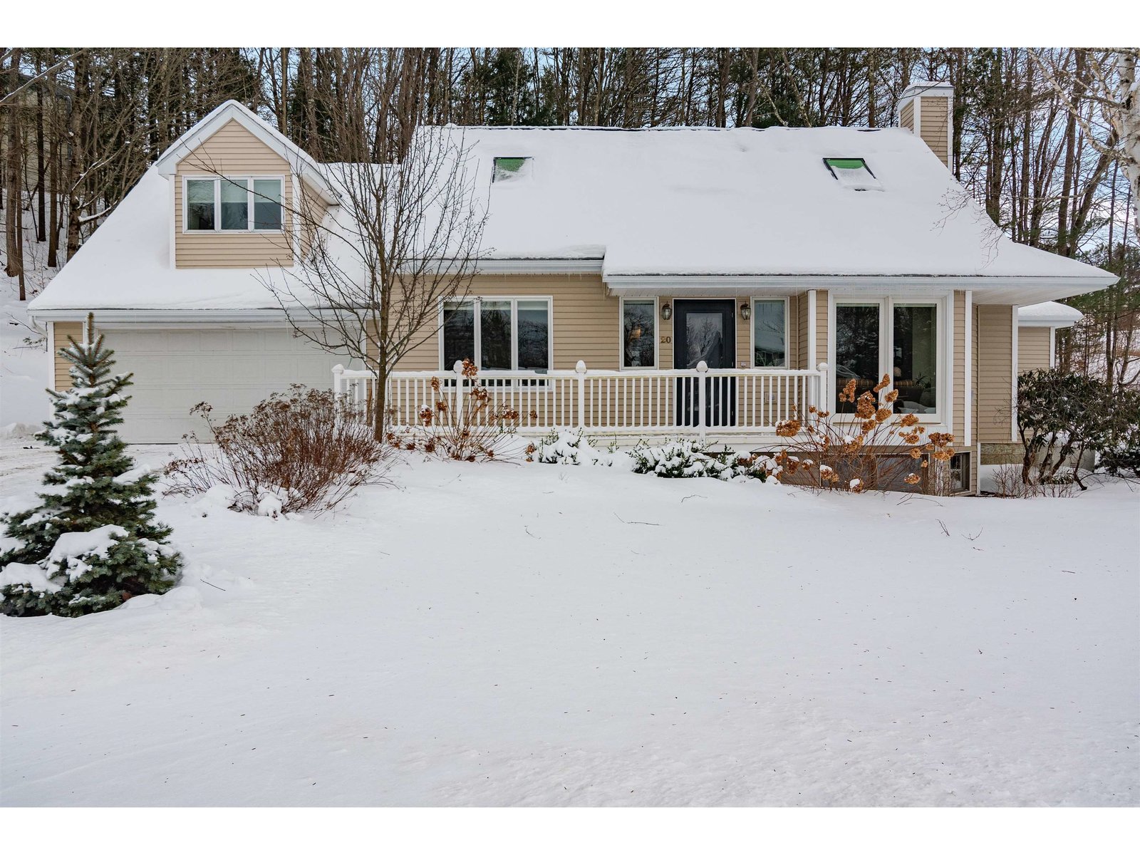 20 Woods End Drive