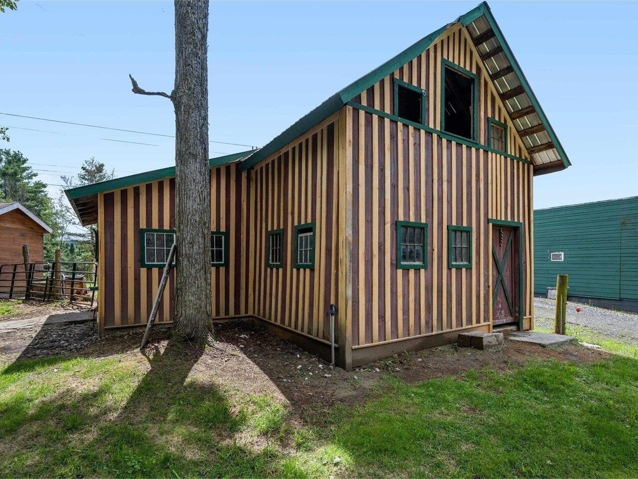 Barn