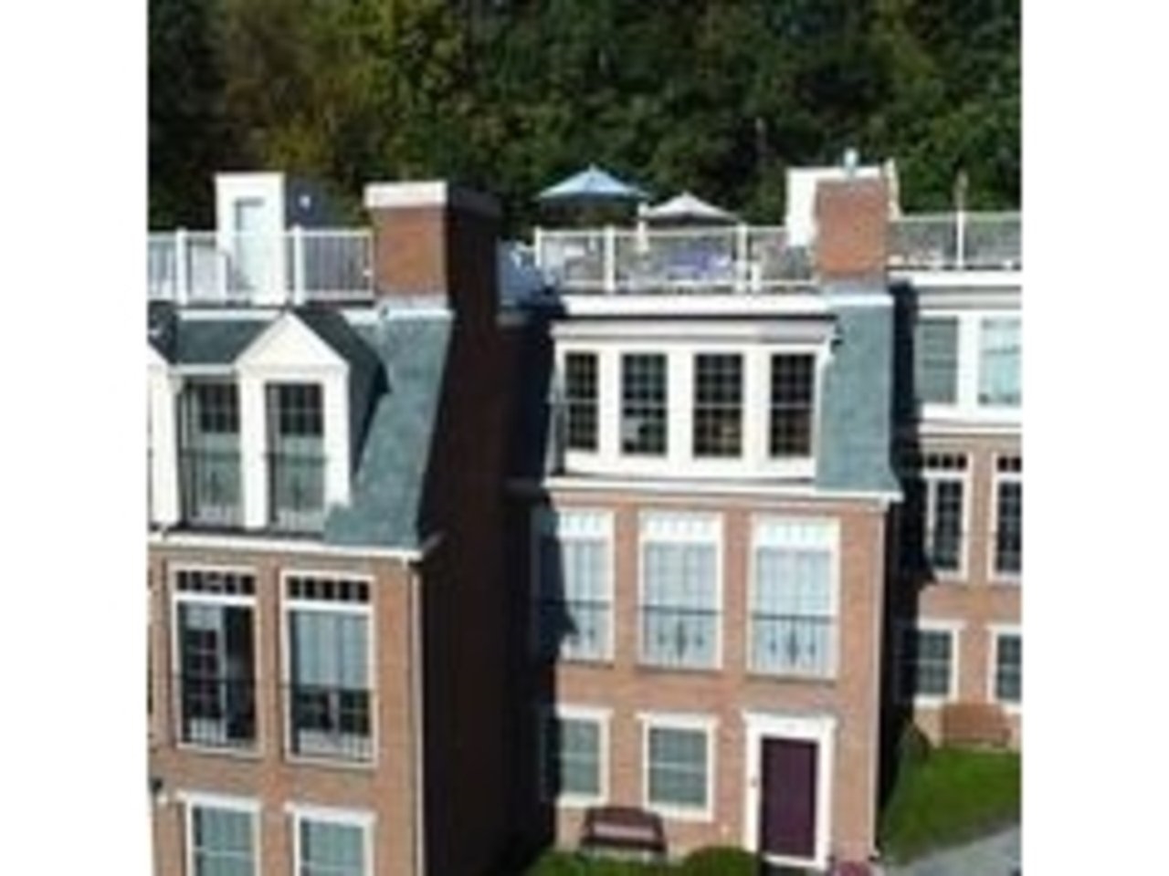 200 Lake Street, Unit 11