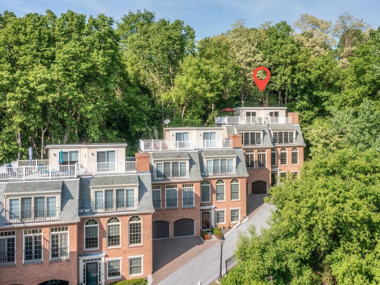 200 Lake Street, Unit 16