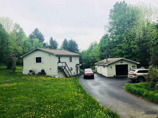 2005 West Hill Road