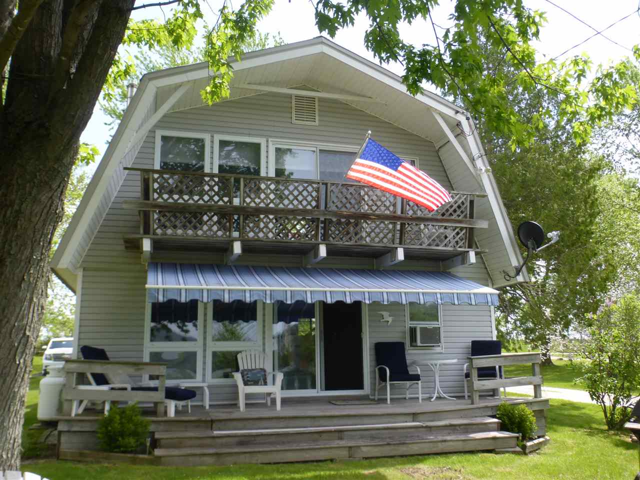 2006 Lake Street