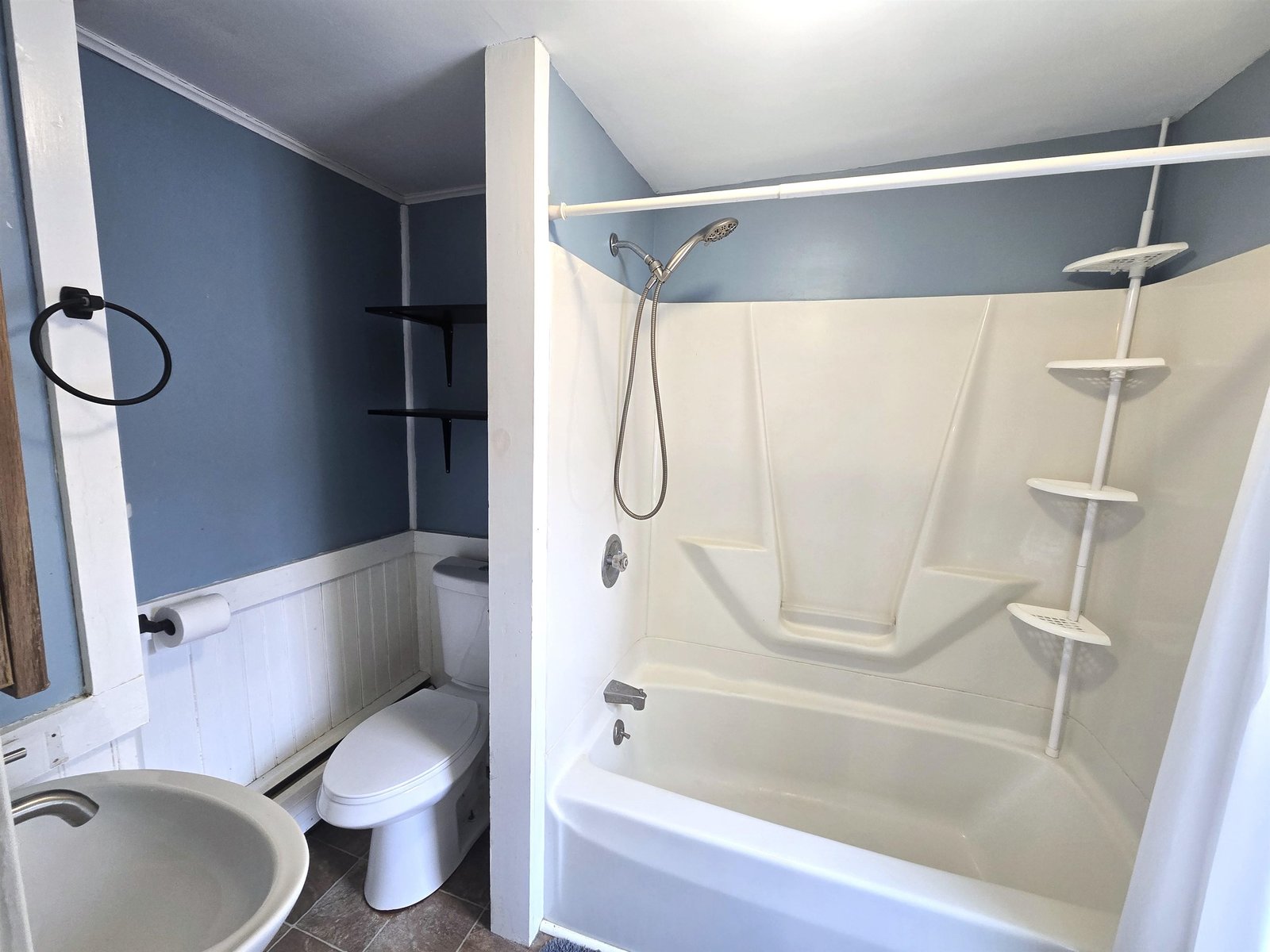 Unit 2 Bathroom