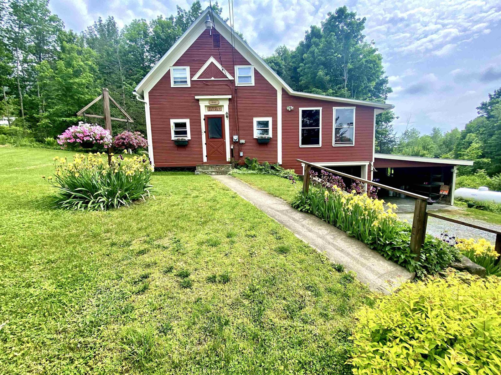 2012 Carlstrom Road