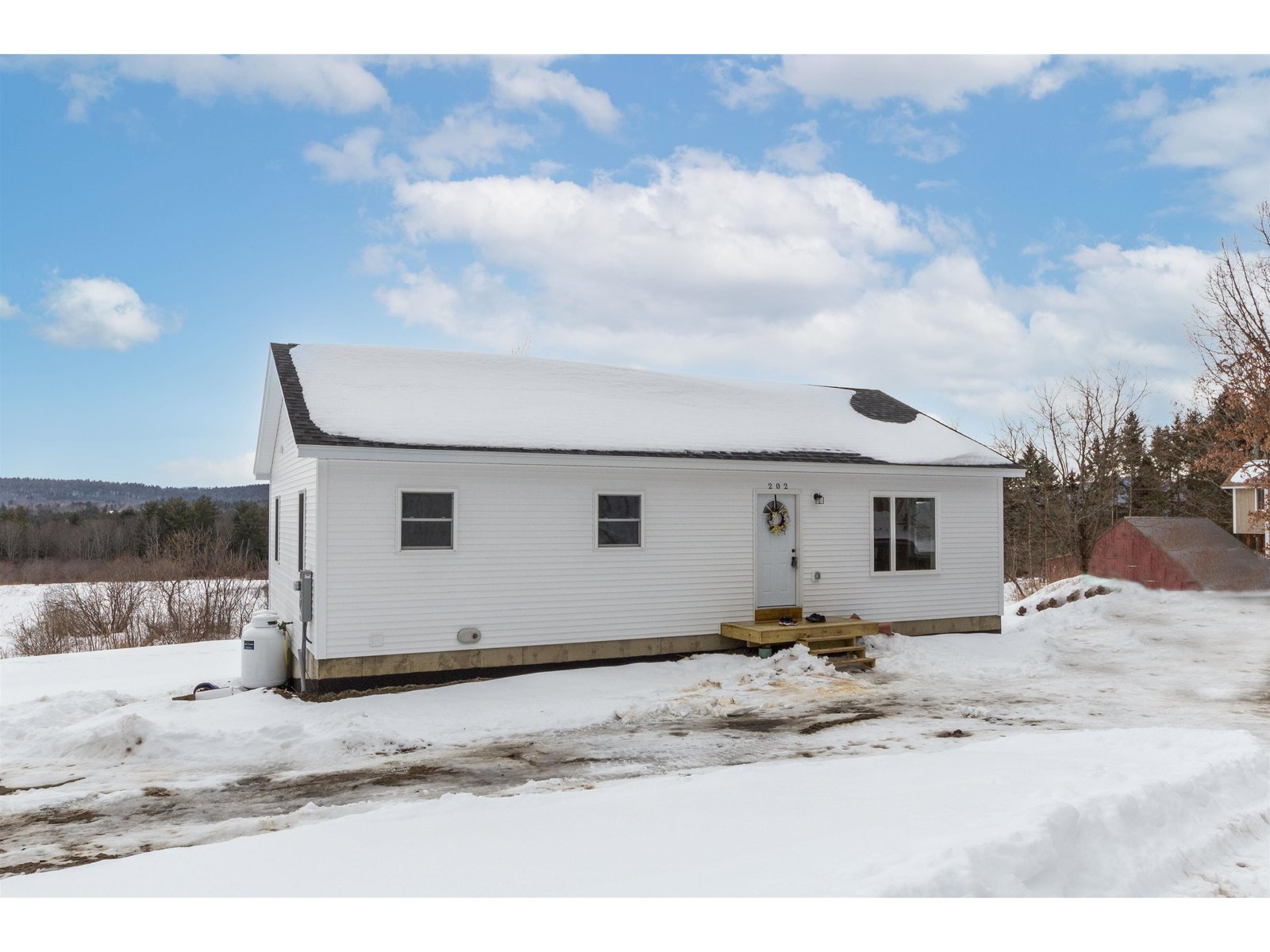 202 Chapin Road