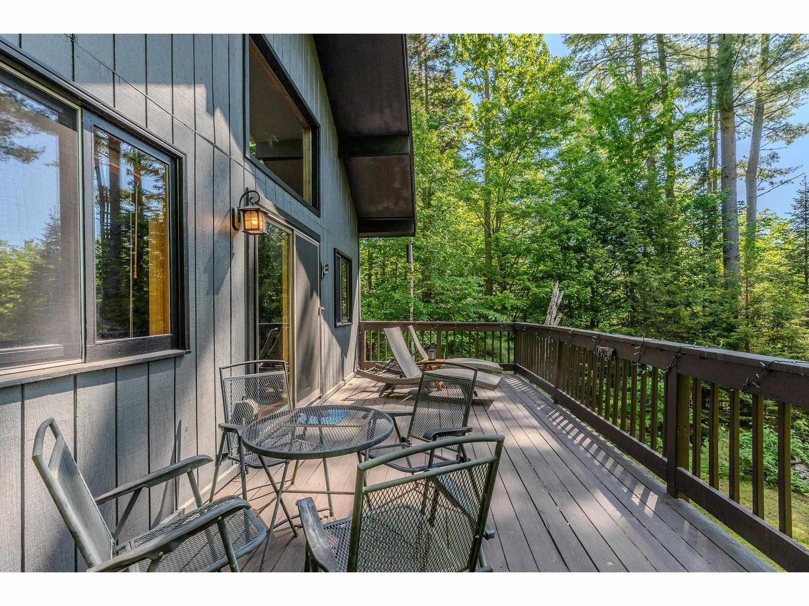 202 Twin Brook Circle