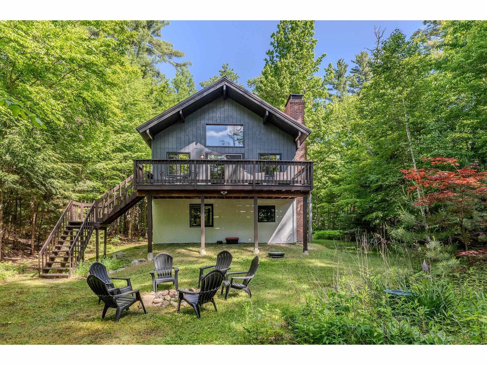 202 Twin Brook Circle