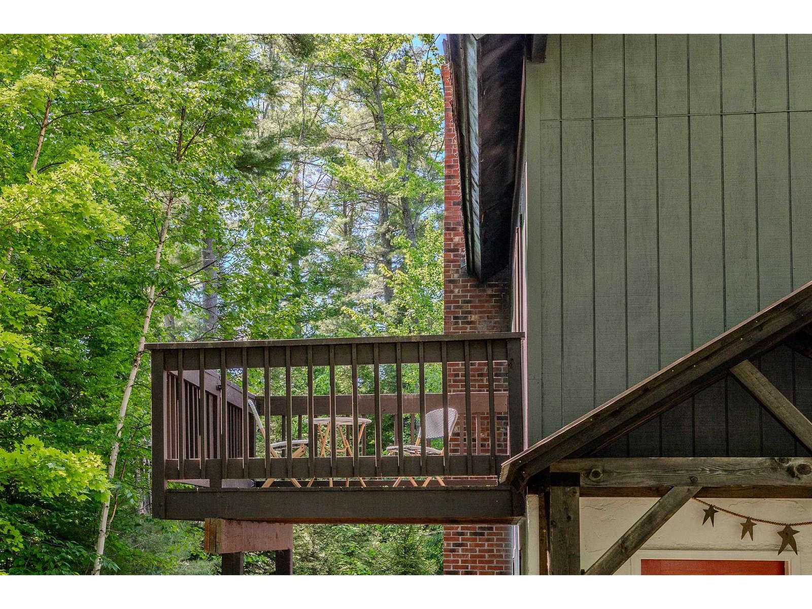 202 Twin Brook Circle