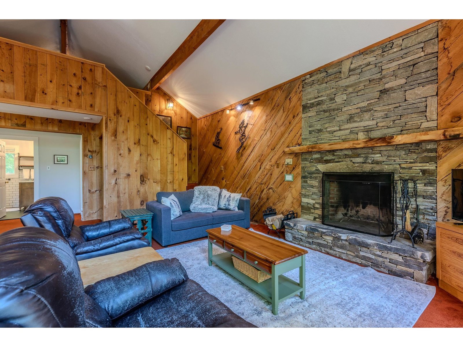202 Twin Brook Circle