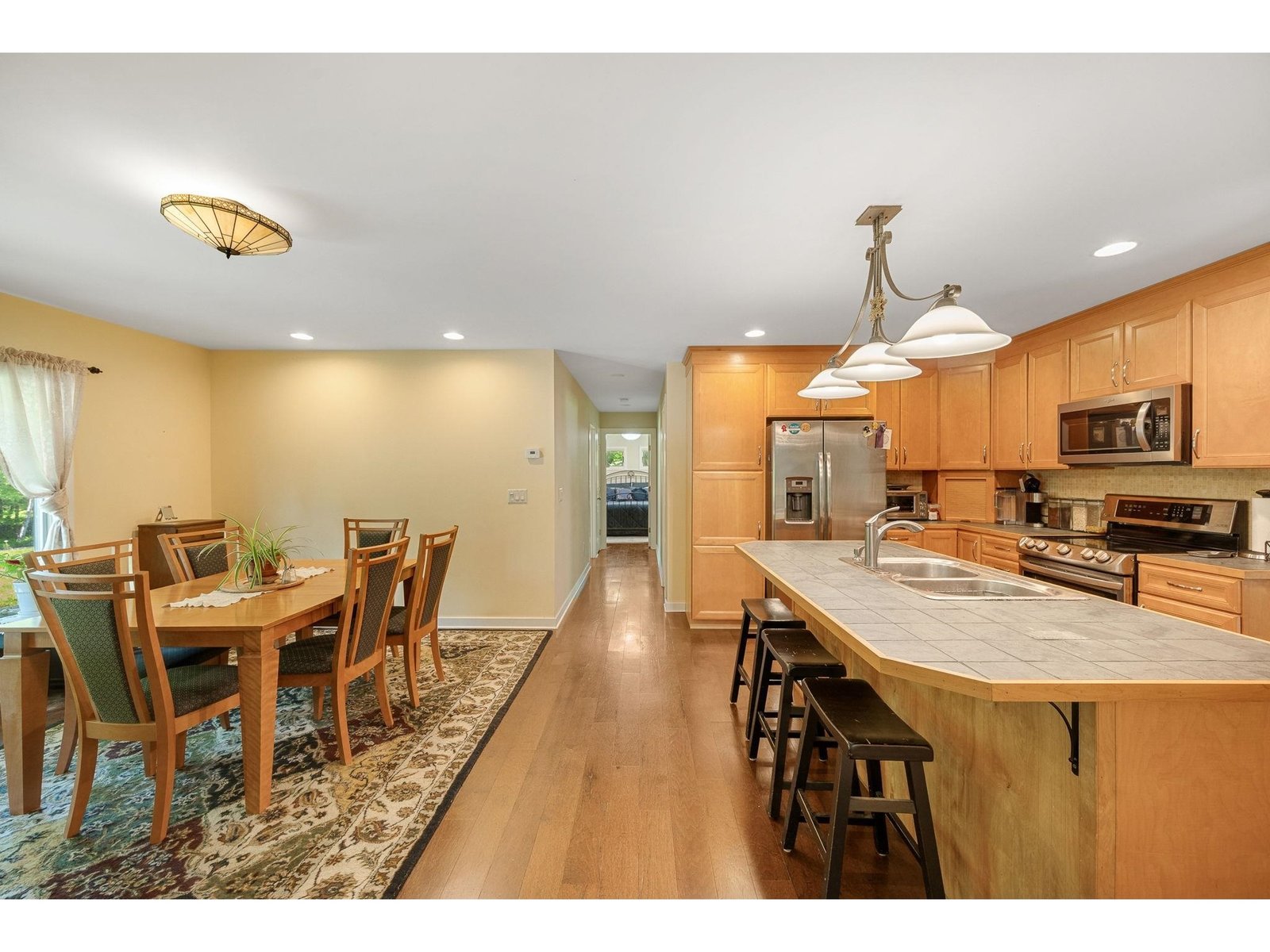 2021 Huntington Road