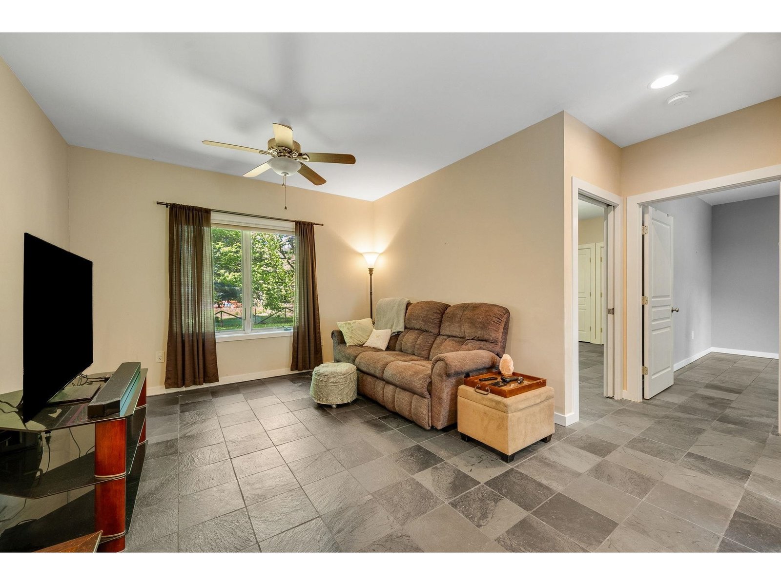 2021 Huntington Road