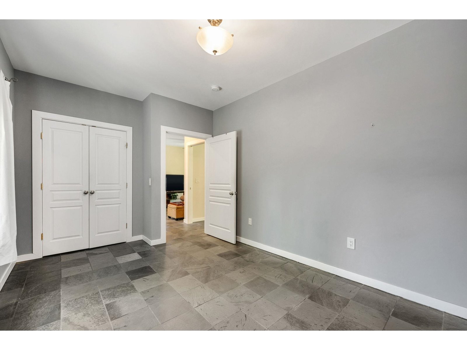 2021 Huntington Road
