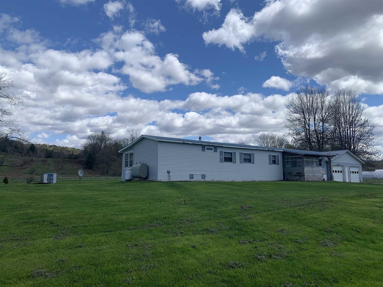 2037 Montgomery Road