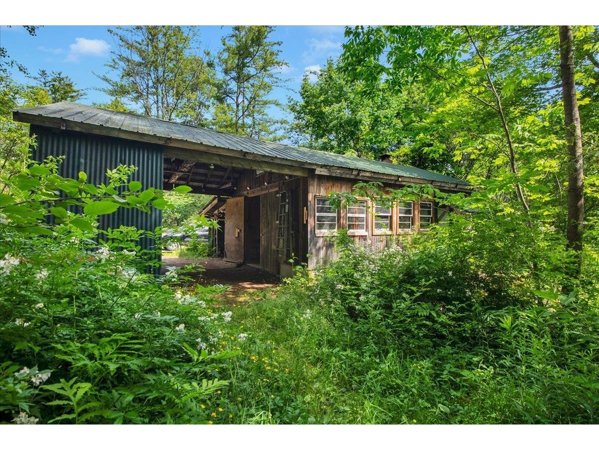 204 Lawrence Road