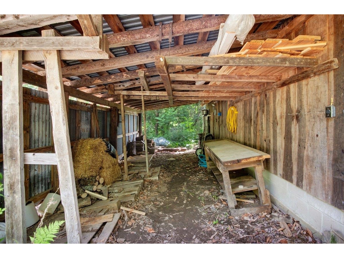 204 Lawrence Road