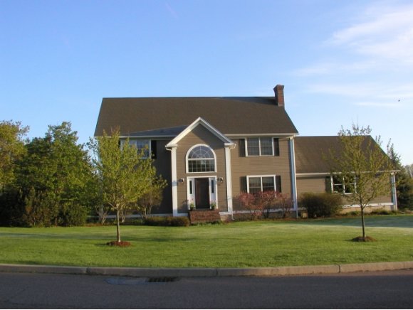 204 Littlefield Dr