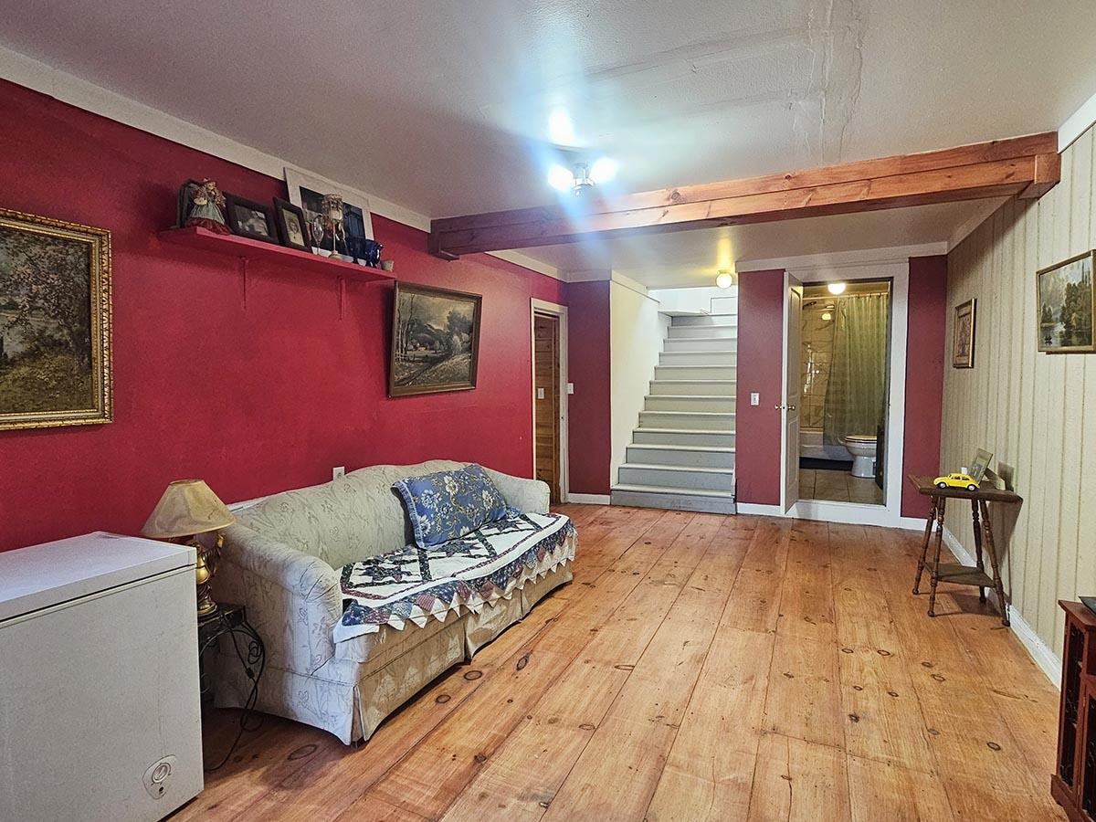 204 Shaw Road
