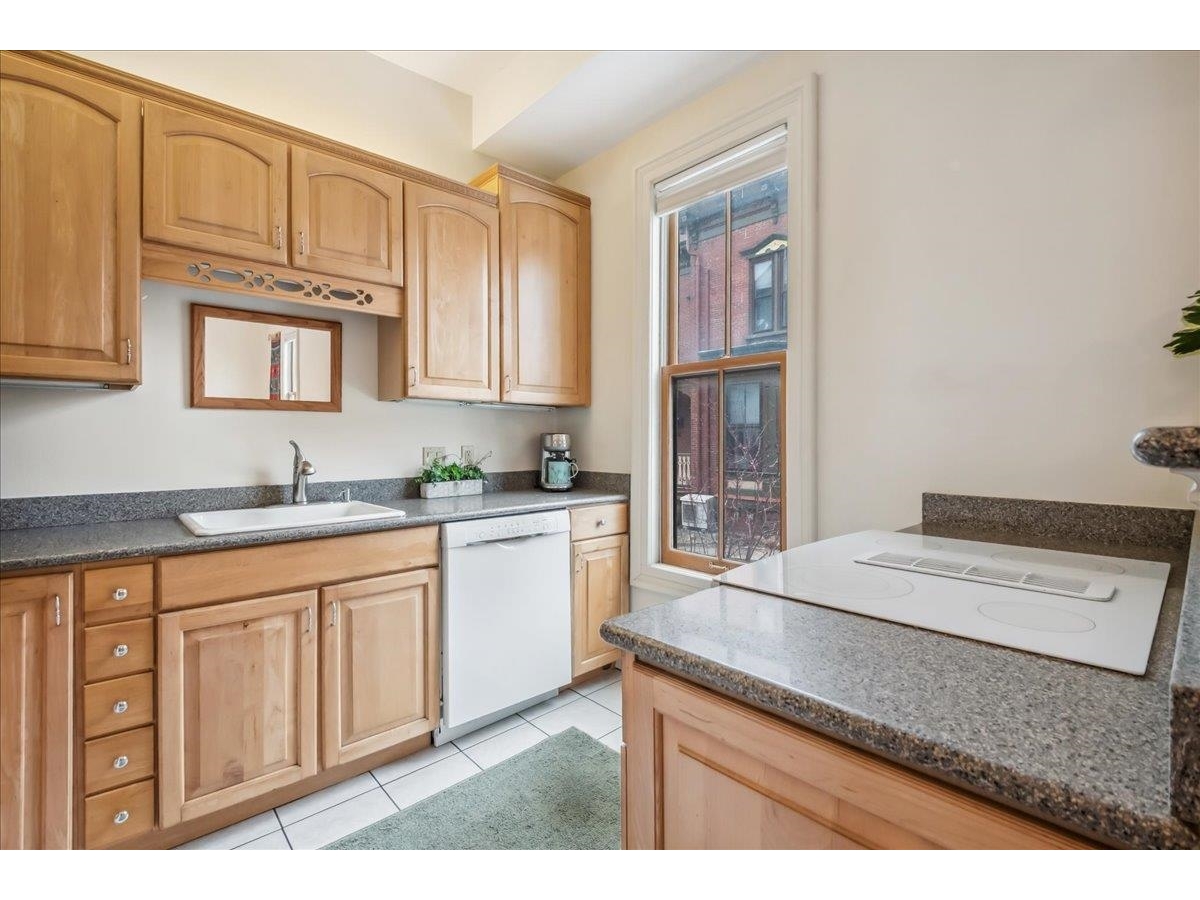 204 South Union Street, Unit 2