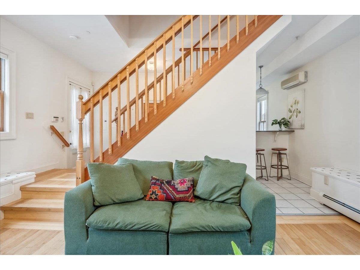 204 South Union Street, Unit 2