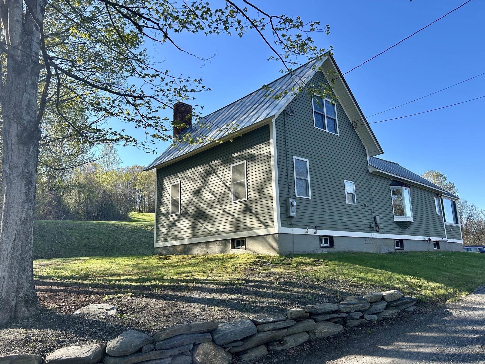2045 Silloway Road