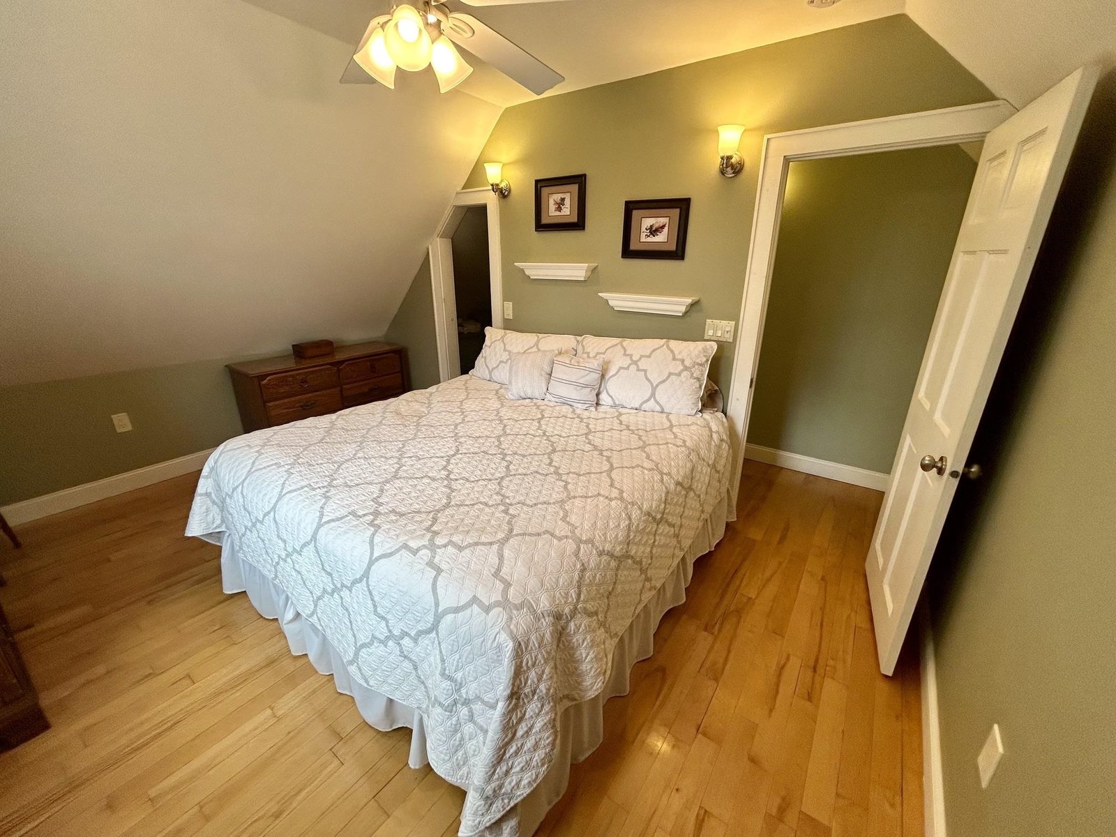 2045 Silloway Road