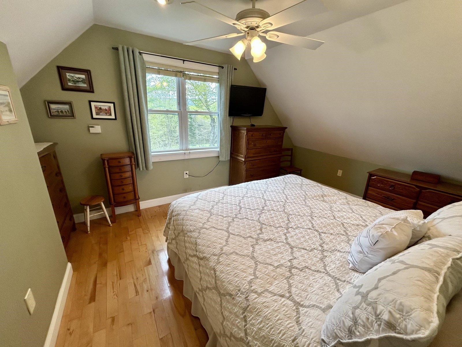 2045 Silloway Road