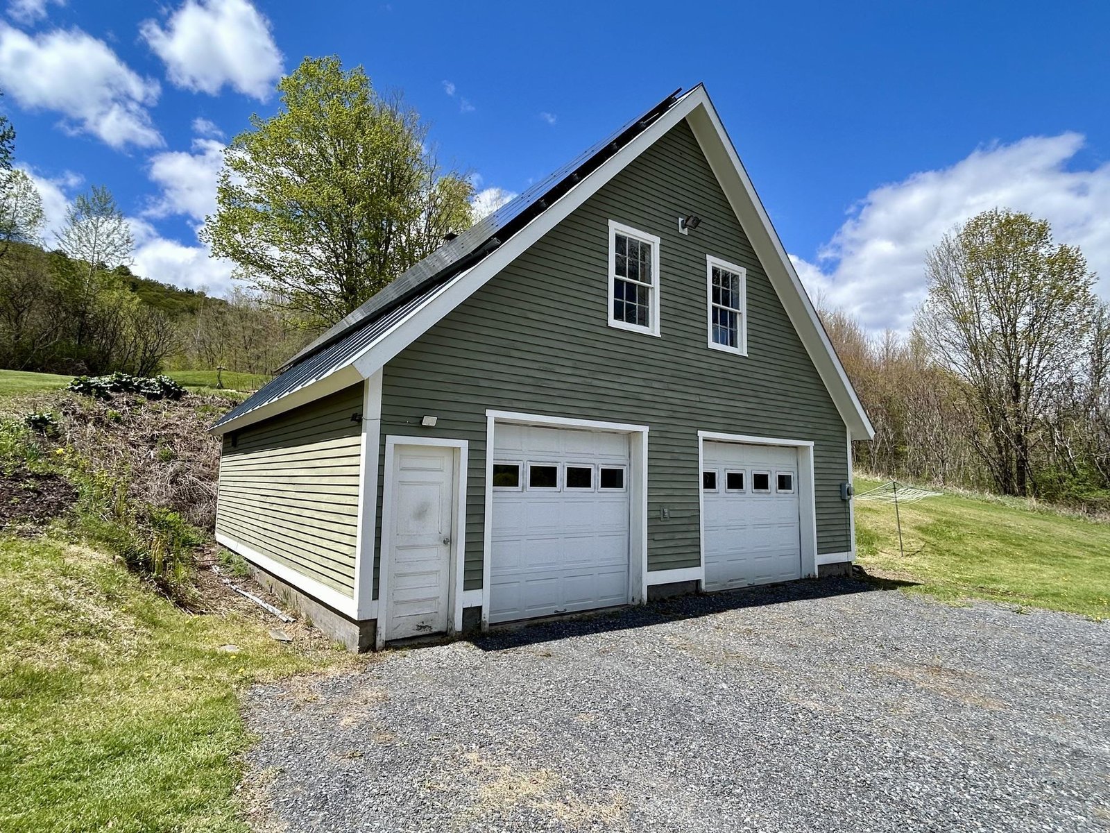 2045 Silloway Road