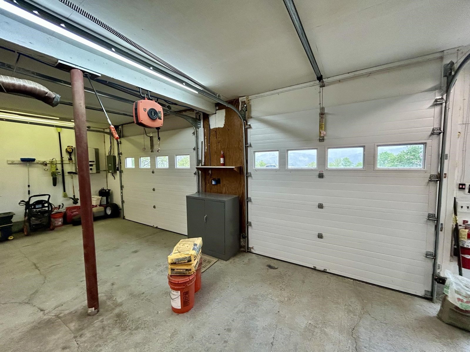 2045 Silloway Road