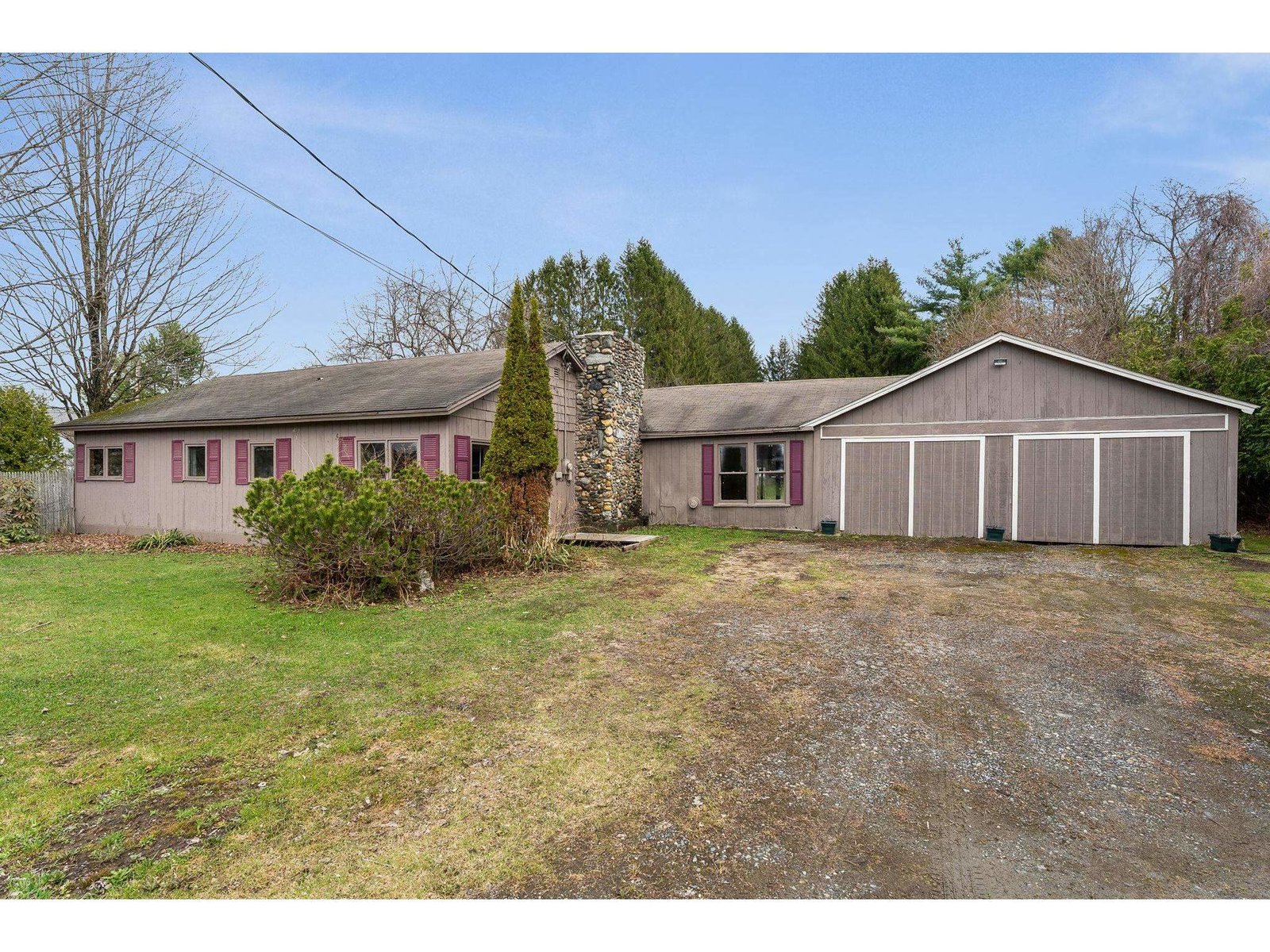 205 Loomis Hill Road, Waterbury