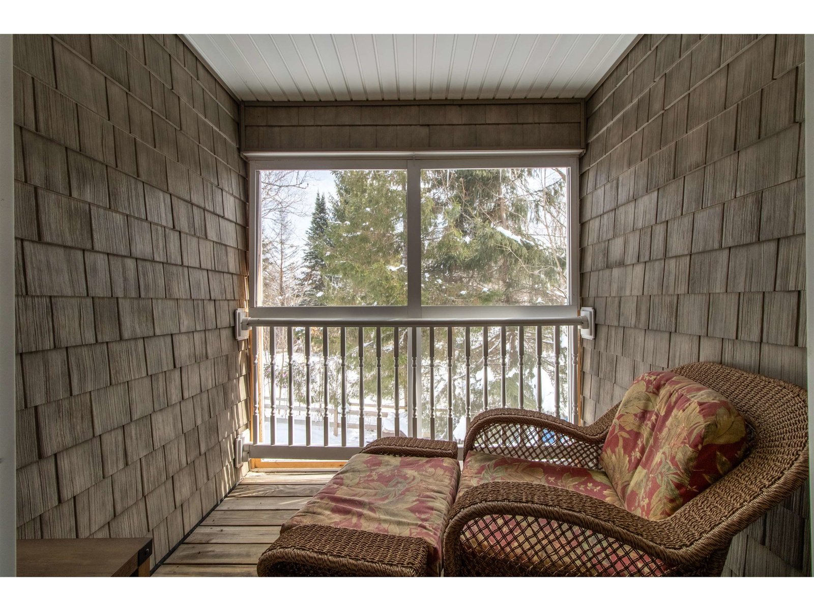 206 Cottage Road