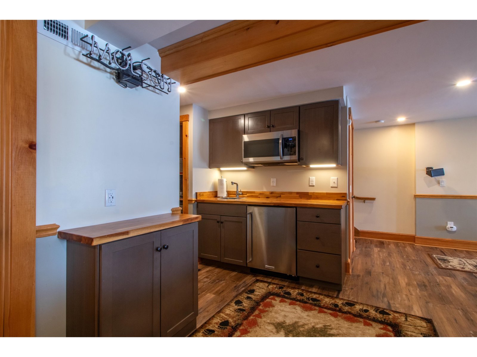 206 Cottage Road