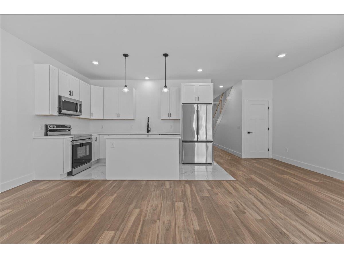 206 Dale Road, Unit 206