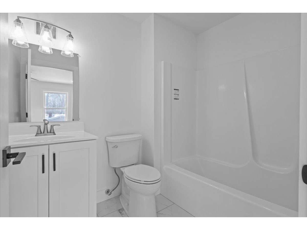 206 Dale Road, Unit 206